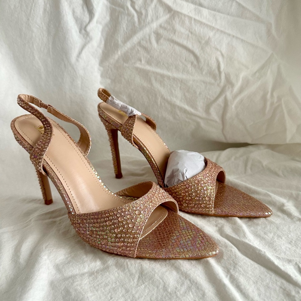 High heels sparkling sandals